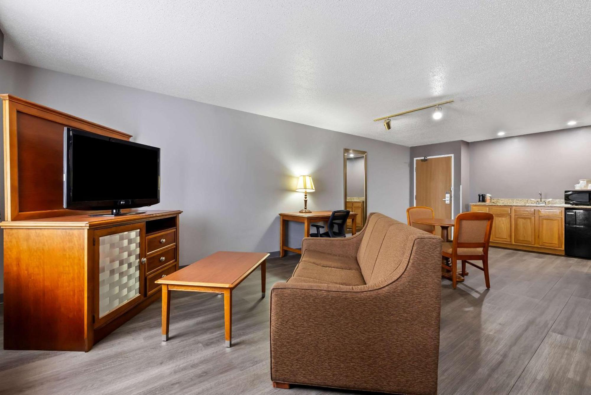 Quality Inn Near Monument Health Rapid City Hospital Kültér fotó