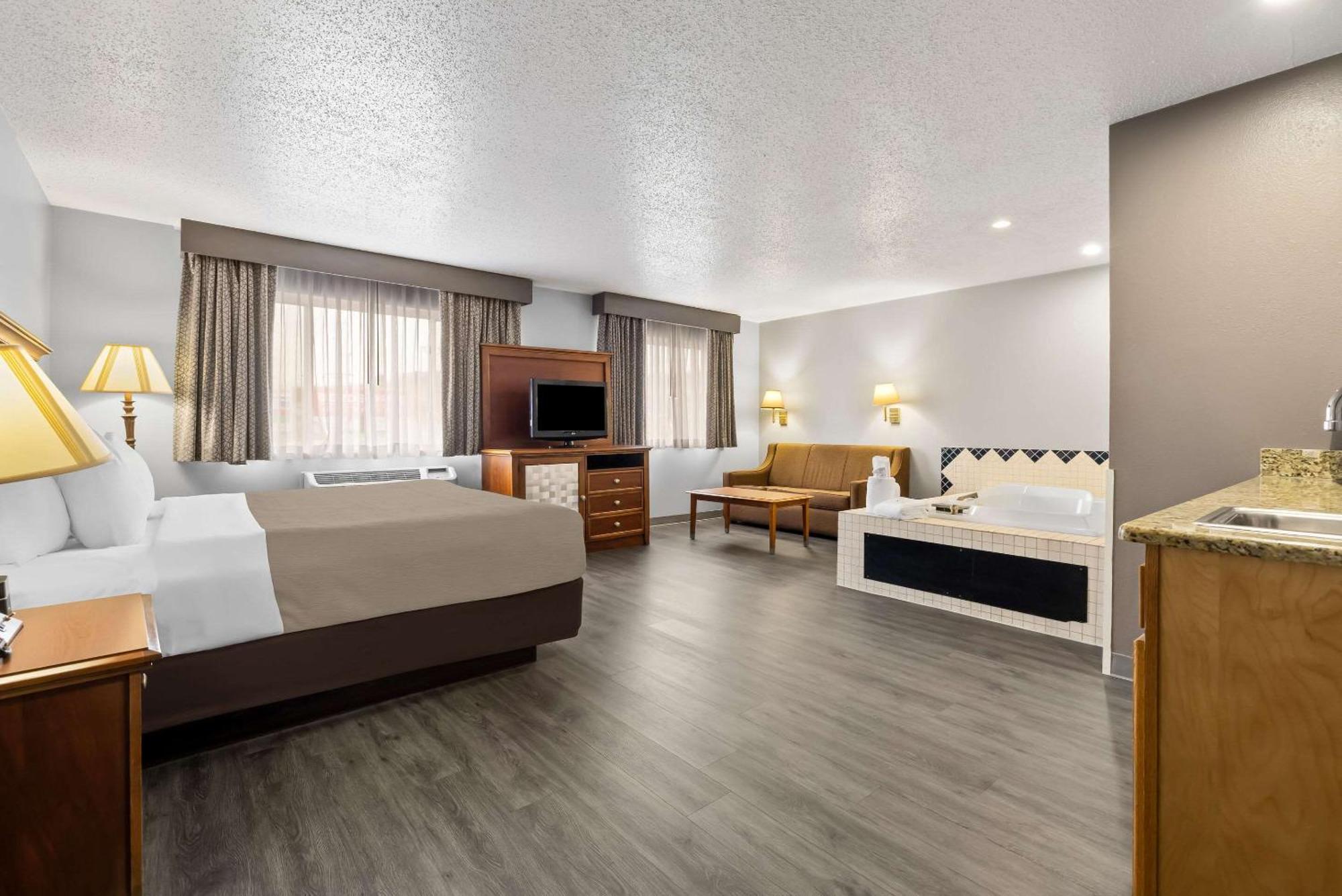 Quality Inn Near Monument Health Rapid City Hospital Kültér fotó