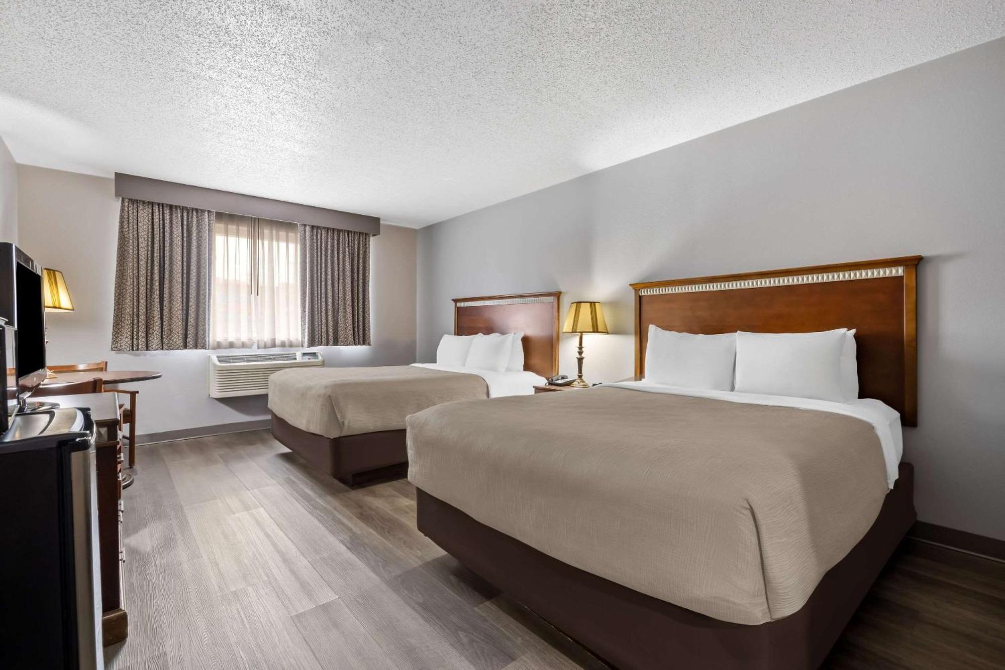Quality Inn Near Monument Health Rapid City Hospital Kültér fotó